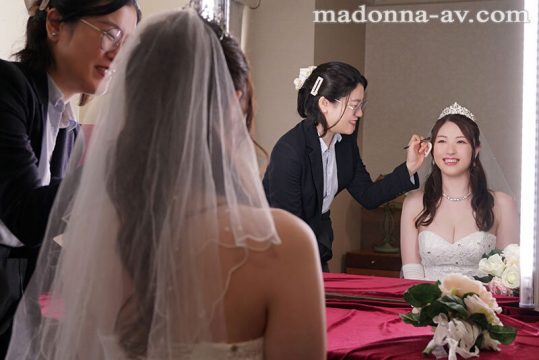 【Madonna】新婚旅行先で人妻に這い寄る指先…。 いいなりリゾートエステ調教 葉山さゆり(juq00470)(女優：葉山さゆり（はやまさゆり）)